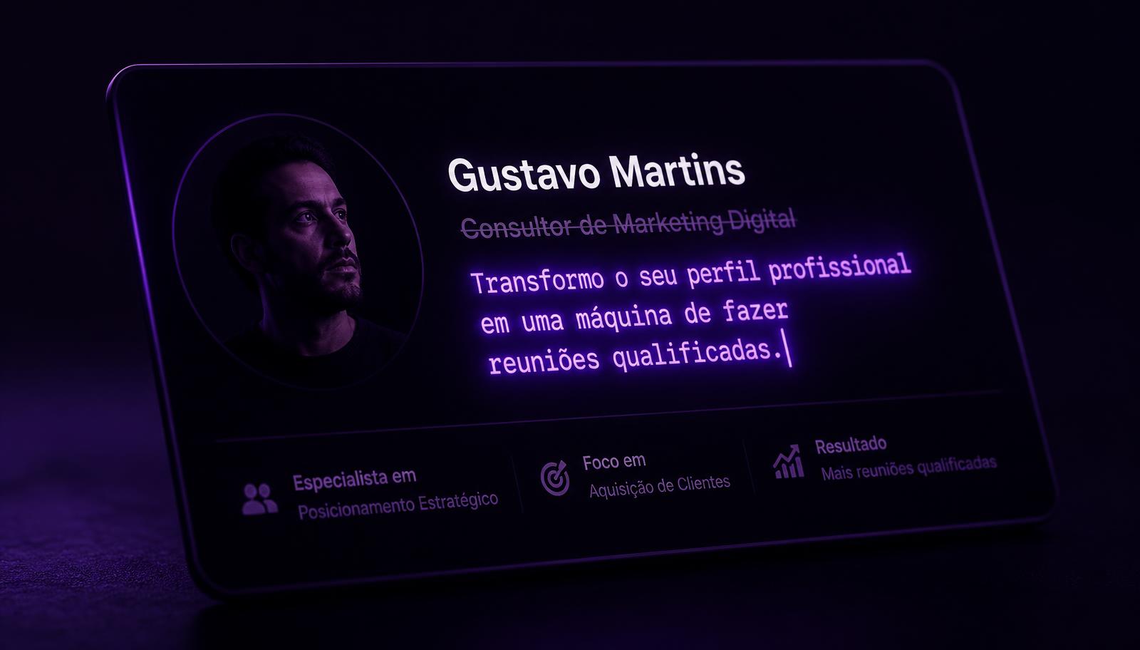 Cartão de perfil profissional numa tela escura: a linha do cargo genérico aparece apagada em cinza enquanto uma nova linha em violeta brilhante é digitada por cima, descrevendo o problema que a pessoa resolve.